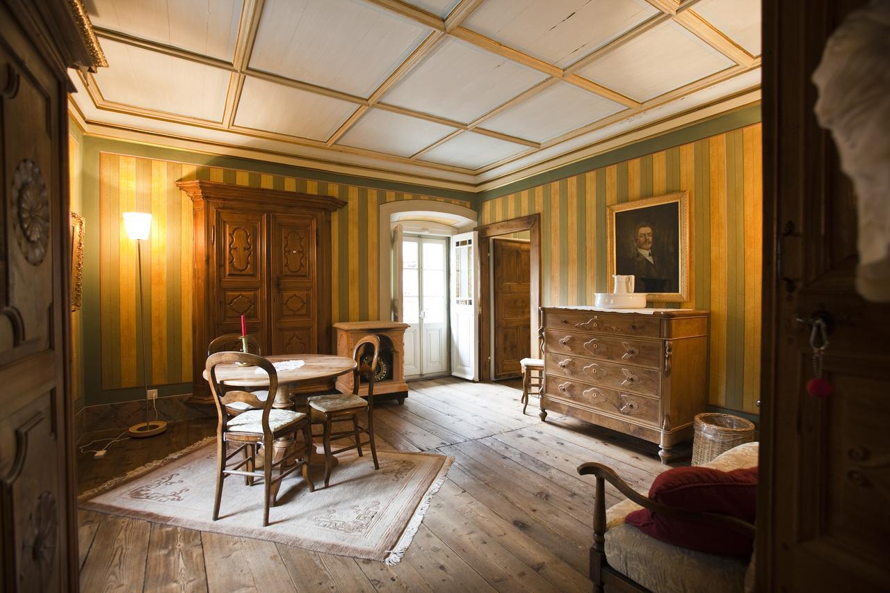 Palazzo Gamboni Swiss Historic Hotel Comologno エクステリア 写真