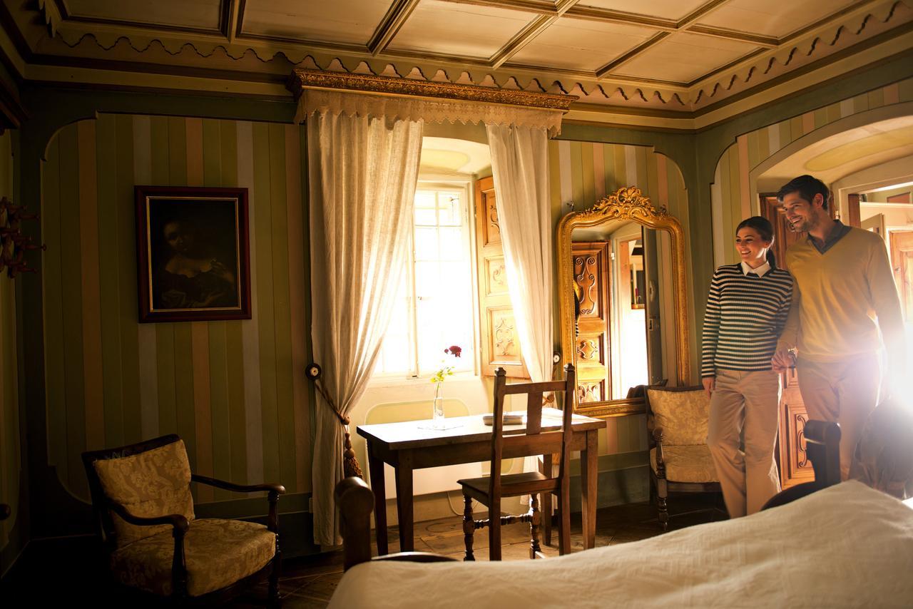 Palazzo Gamboni Swiss Historic Hotel Comologno エクステリア 写真